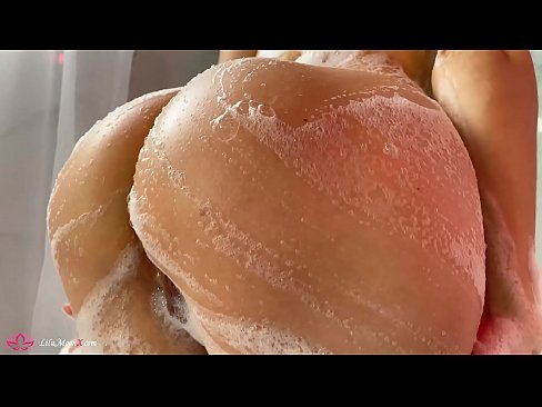 ❤️ UBrunette uphulula amaphambili ePussy ngeVibrator ukuya kwi-Intense Orgasm kwiShower Ividiyo ephuma ezimpundu kuthi  ❤